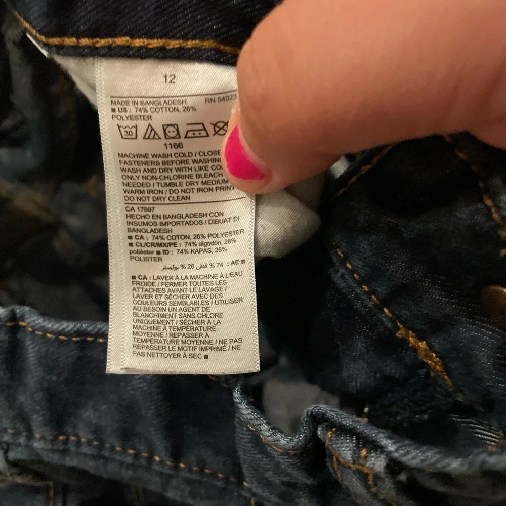 Old Navy Kids straight Jeans - Dark and Medium Blue bundle size 12